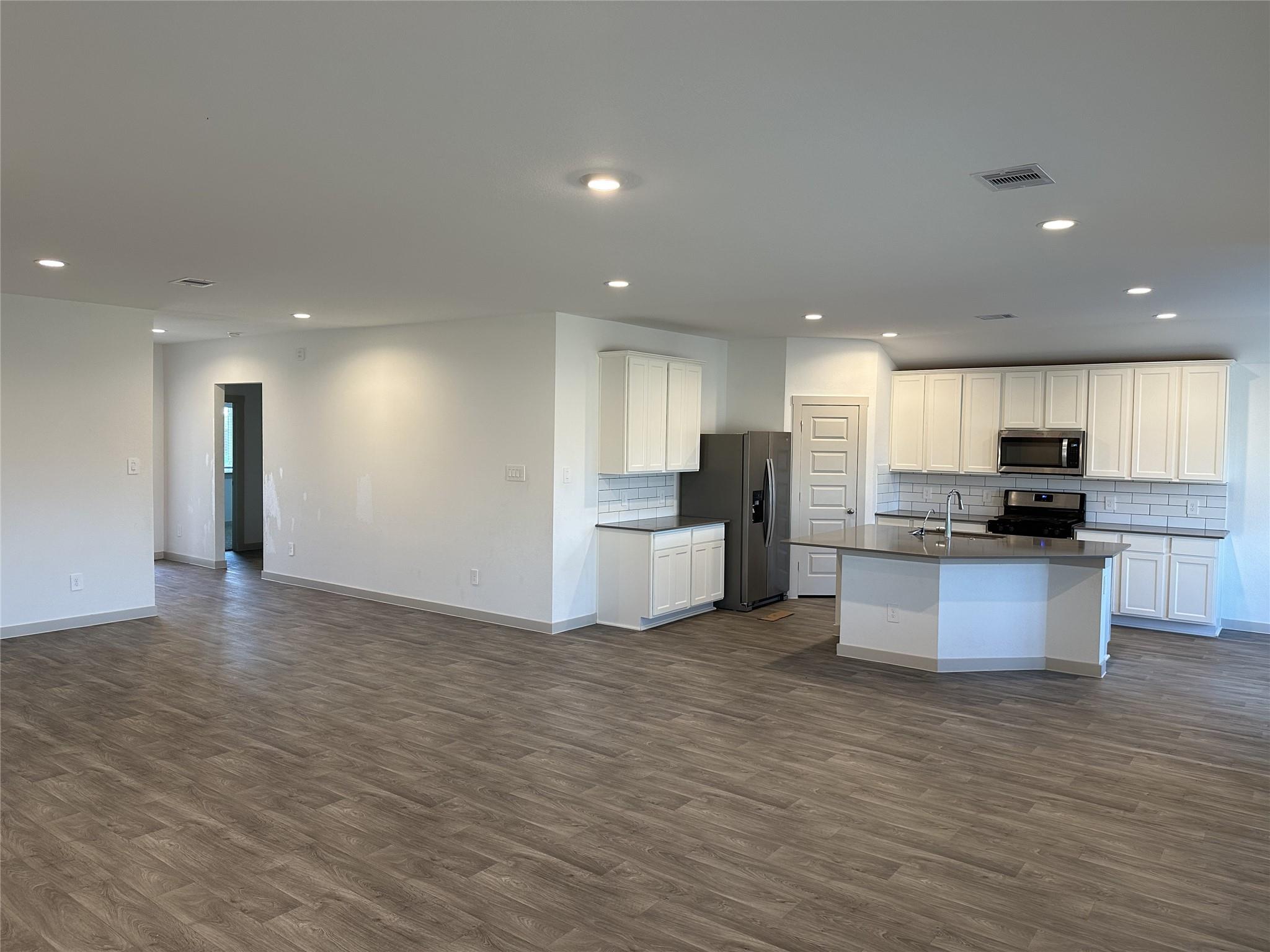 6918 Dell Vista Drive
