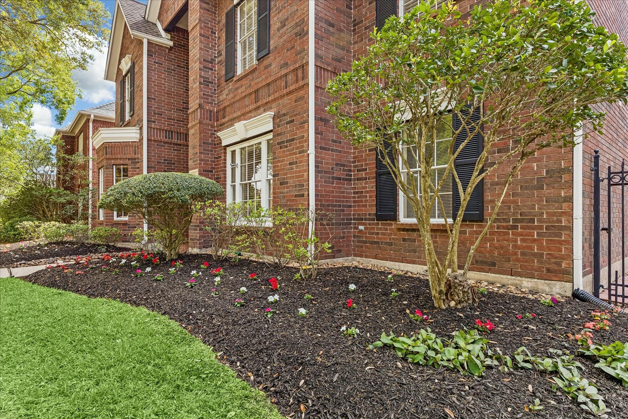 11818 Orchard Mountain Drive