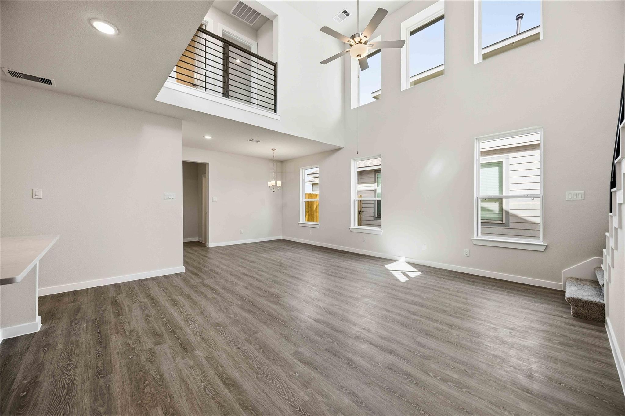 8115 Goliad Way