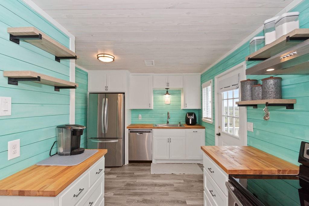 1503 Blue Water Drive