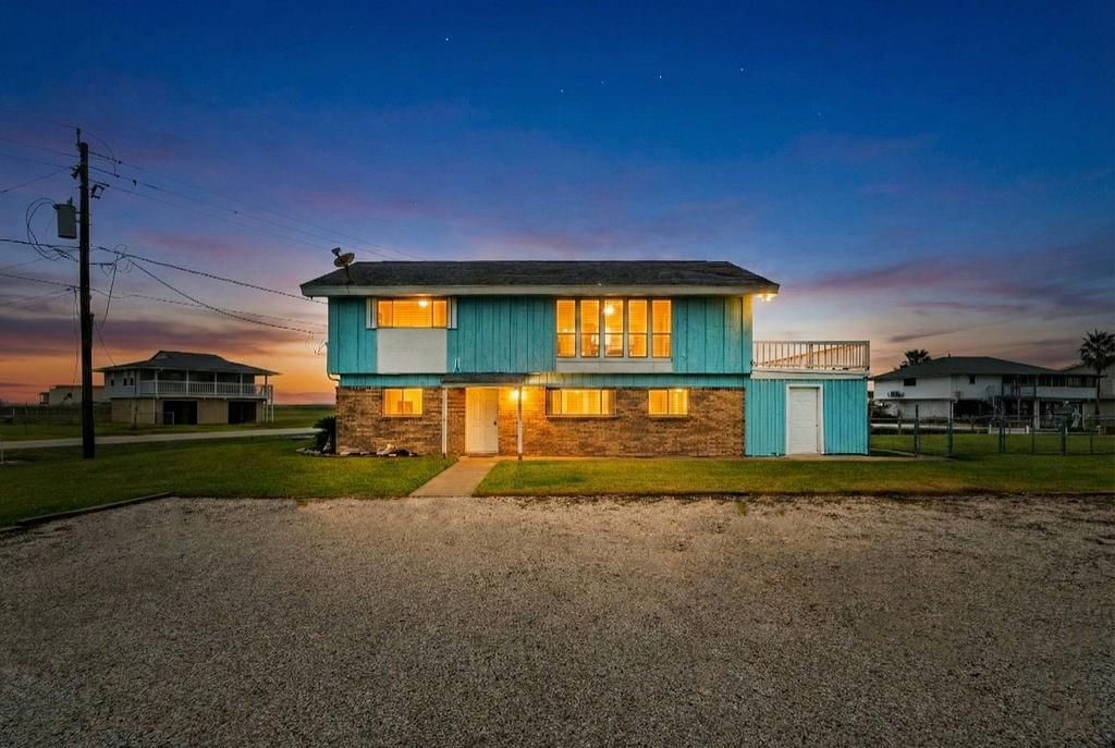 Photo of 1503 Blue Water Drive, Freeport, TX 77541 (MLS # 13880091)