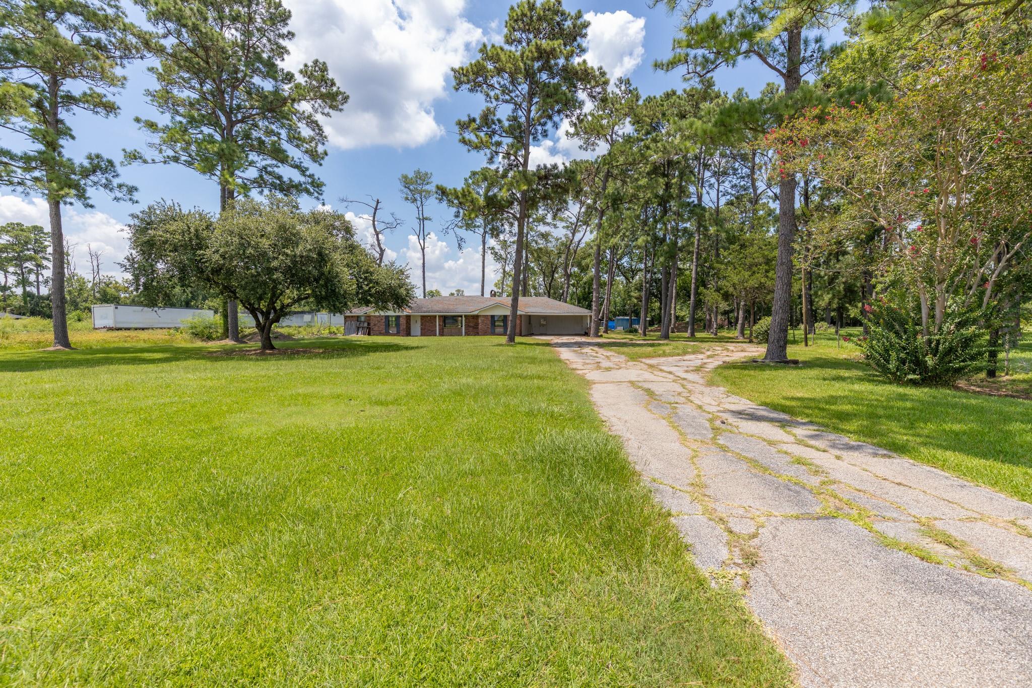 17411 Fm 2100 Road