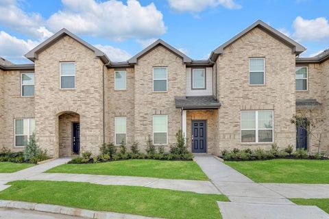 Photo of 2782 Mariposa Creek Drive, Rosharon, TX 77583 (MLS # 88001274)