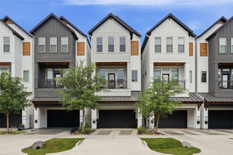 Homes For Sale - 2409 Bevis Street<br/> Houston, TX 77008