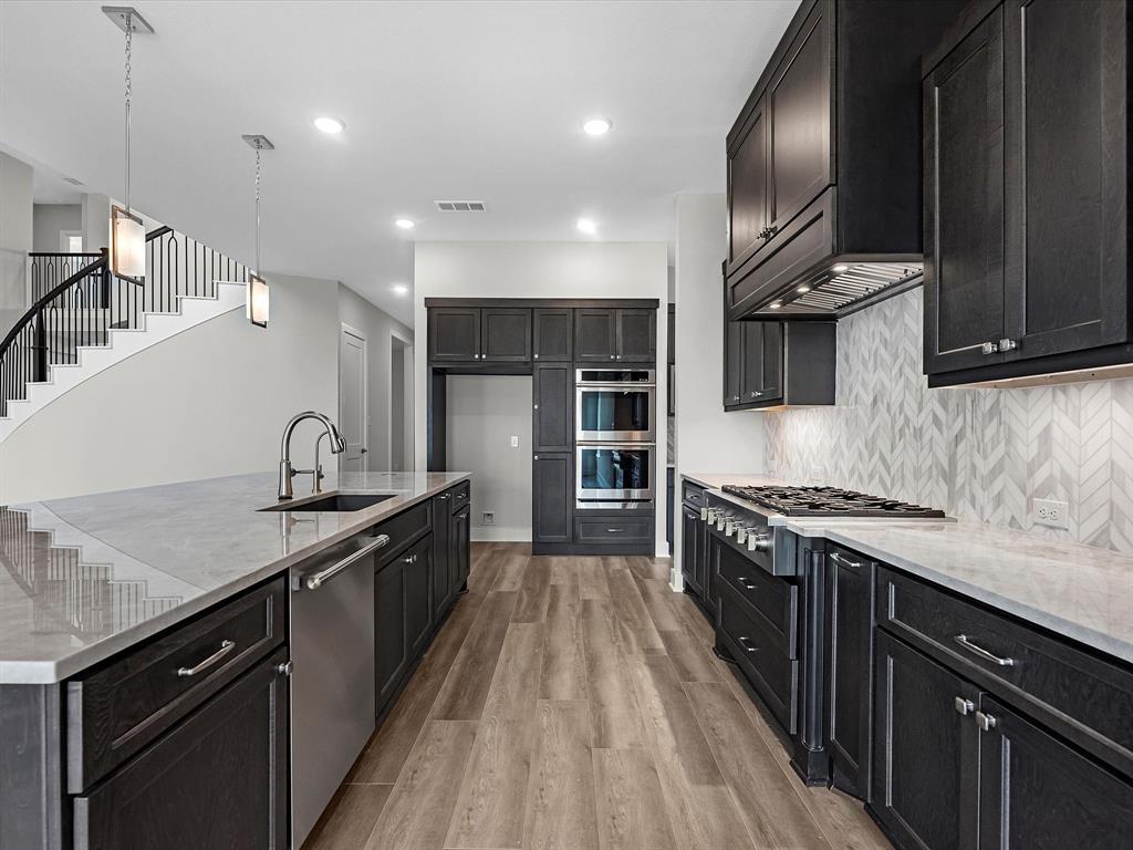 42 Cottonwood Lake Court