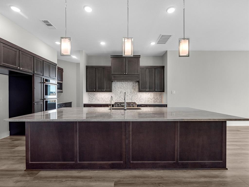 42 Cottonwood Lake Court