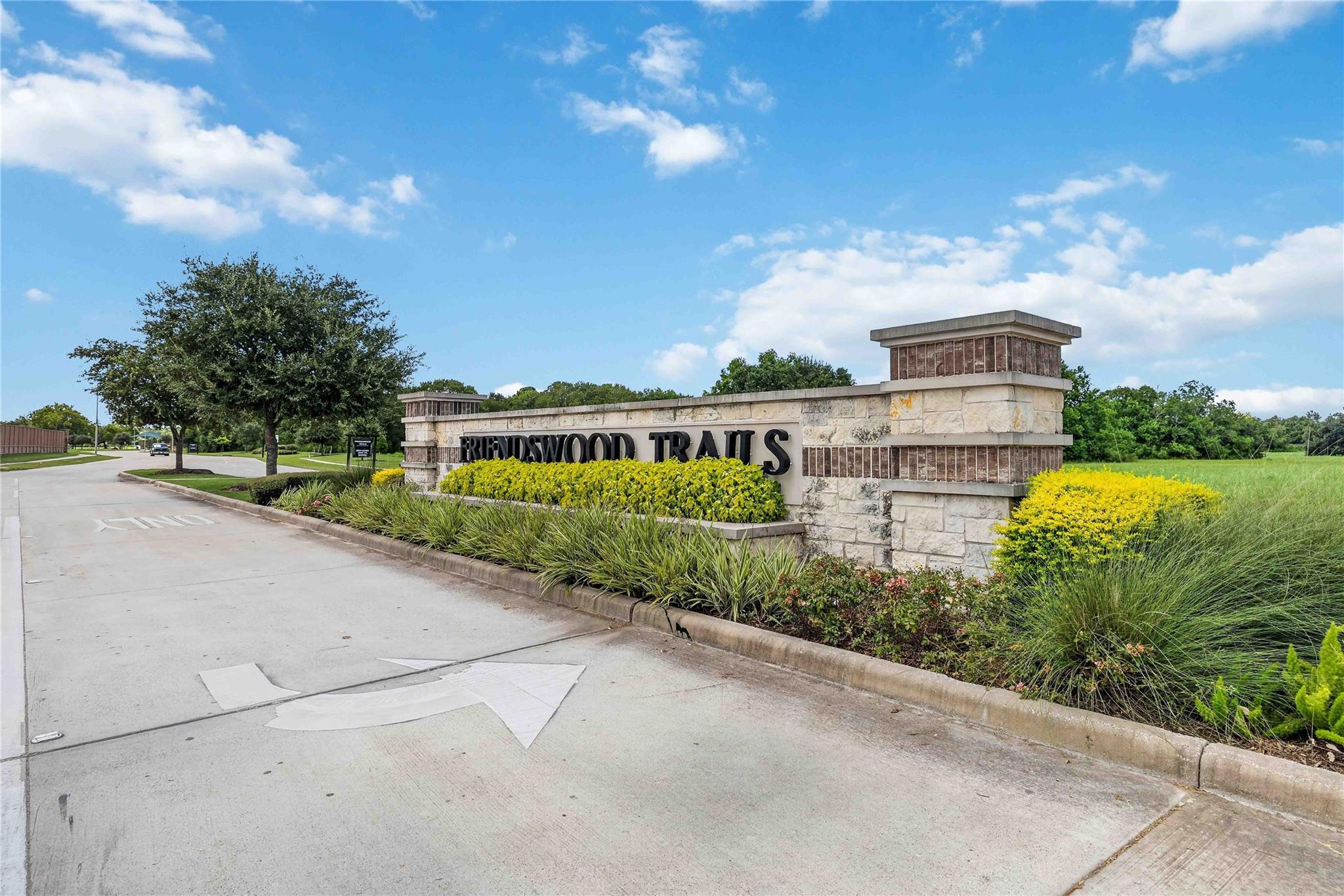 2319 Friendswood Trail