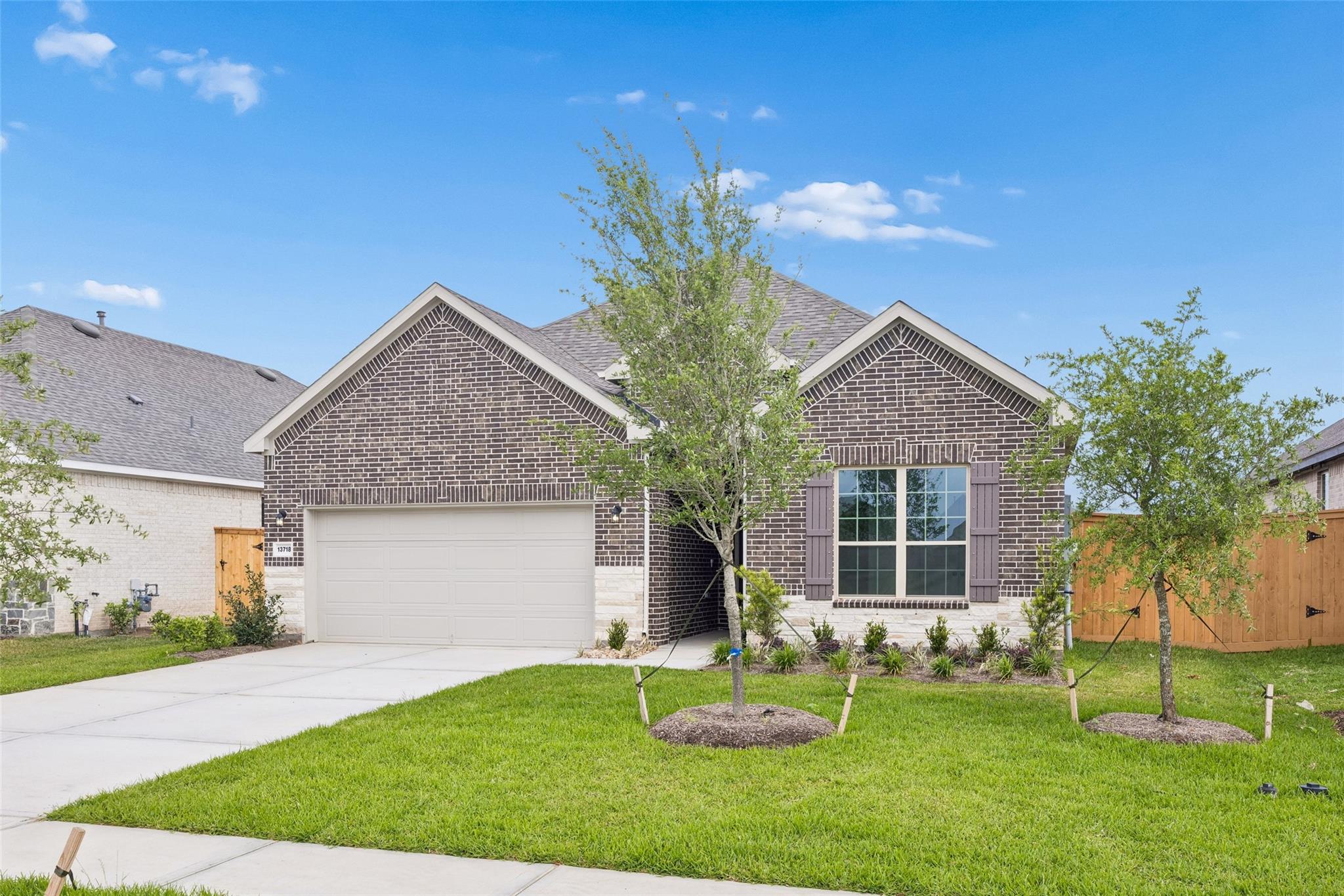 13718 Ballast Green Drive