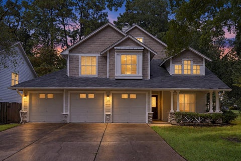 Photo of 123 Sheerborne Court, The Woodlands, TX 77382 (MLS # 87180013)