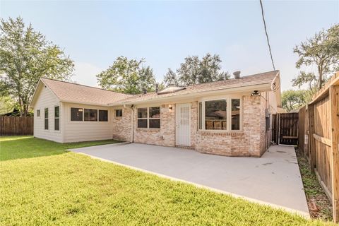 Tiny photo for 12406 Whittington Drive, Houston, TX 77077 (MLS # 15263894)
