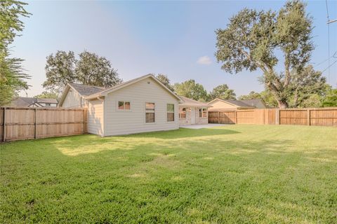 Tiny photo for 12406 Whittington Drive, Houston, TX 77077 (MLS # 15263894)