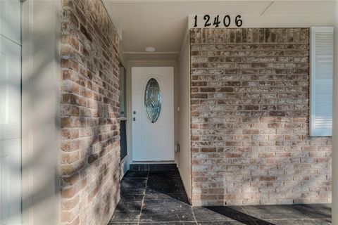 Tiny photo for 12406 Whittington Drive, Houston, TX 77077 (MLS # 15263894)