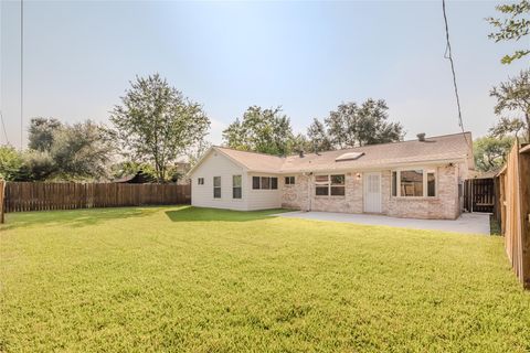Tiny photo for 12406 Whittington Drive, Houston, TX 77077 (MLS # 15263894)
