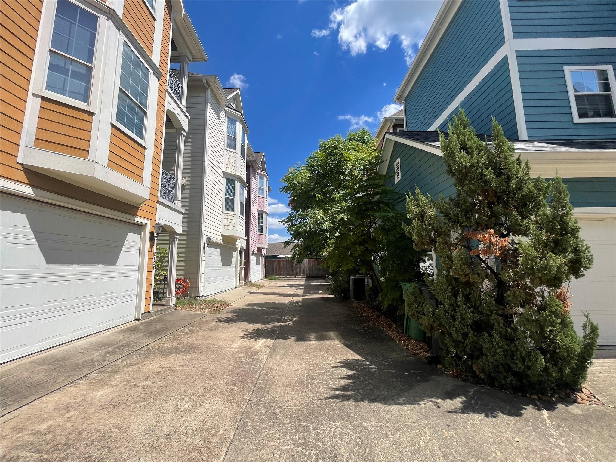 219 W 27th Street D