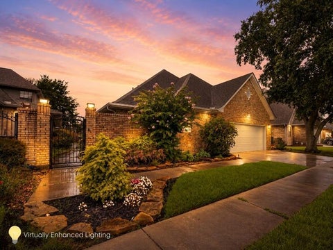 Photo of 4415 Country Club View, Baytown, TX 77521 (MLS # 20462320)