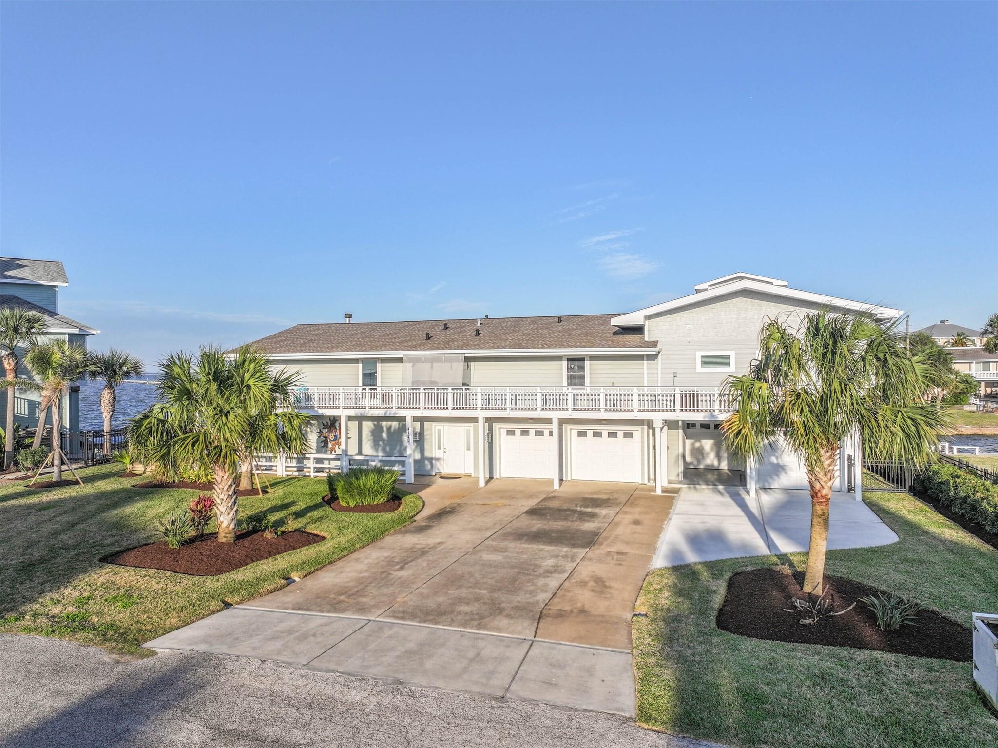 4120 W Bayside Way