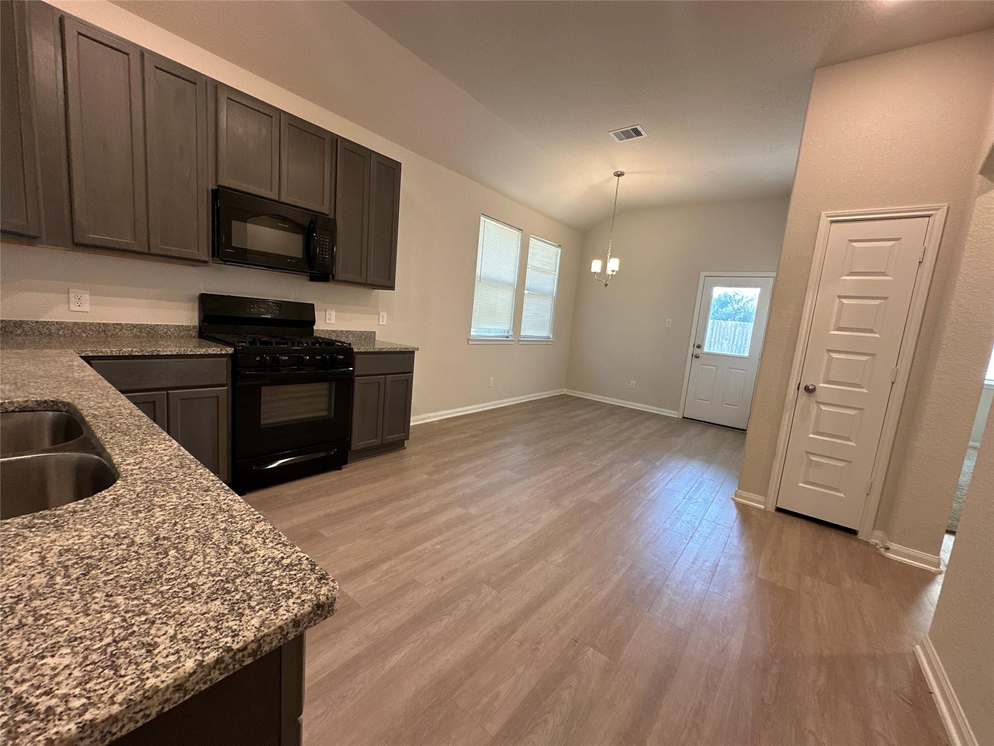 122 Tejas Village Parkway