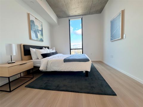 Photo of 5501 La Branch St #2102, Houston, TX 77004 (MLS # 33196208)