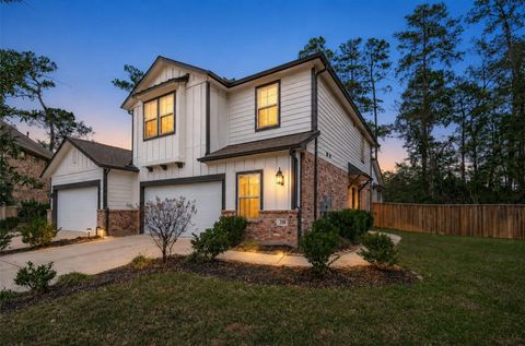 Photo of 218 Skybranch Court, Conroe, TX 77304 (MLS # 61685637)