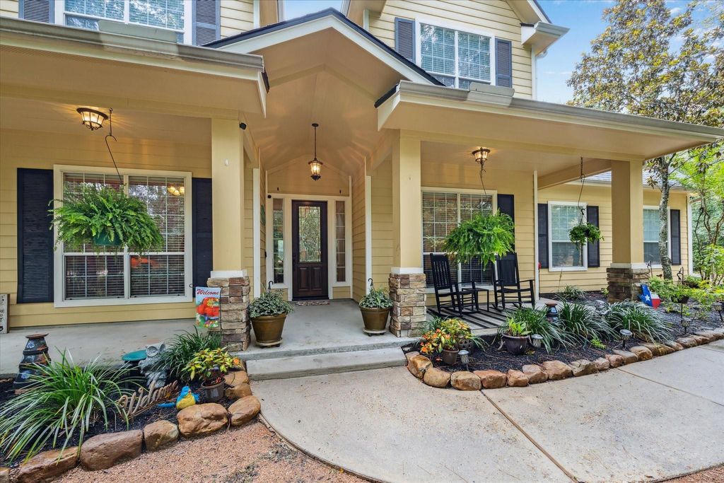 Photo of 11964 White Oak Run, Conroe, TX 77385 (MLS # 8773351)