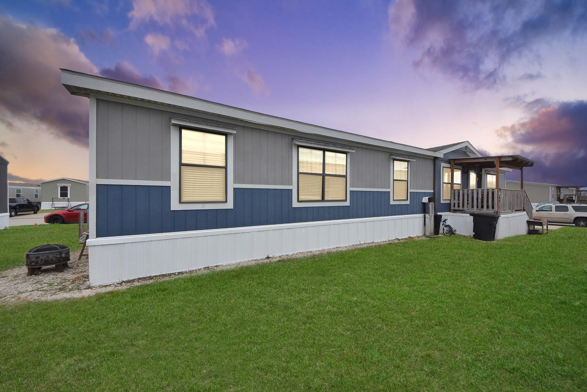 4343 Katy Hockley Rd 166