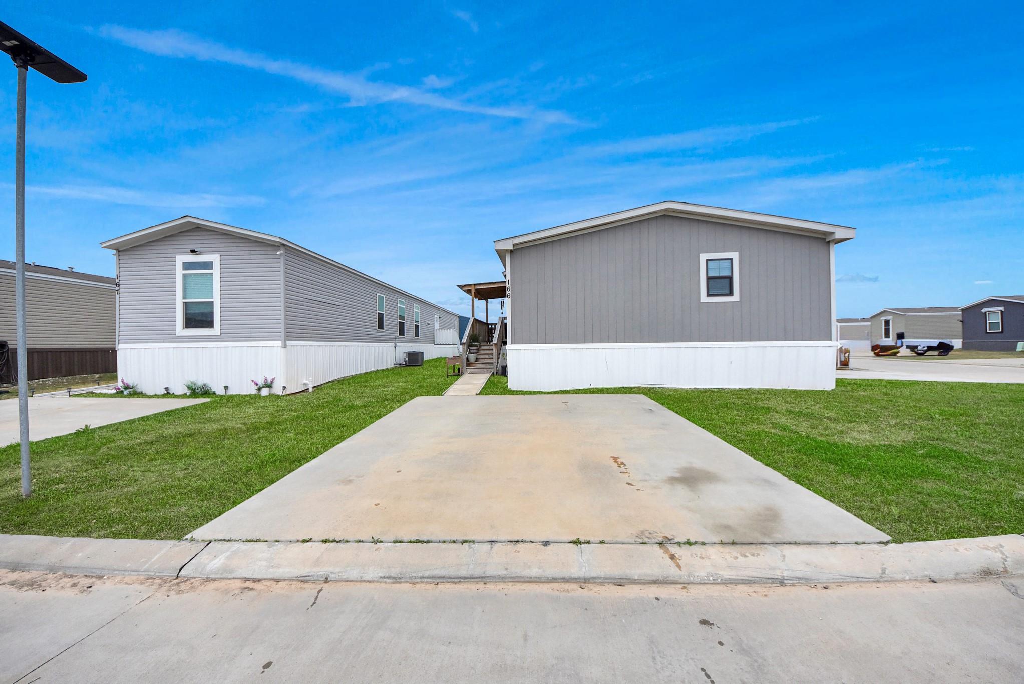 4343 Katy Hockley Rd 166