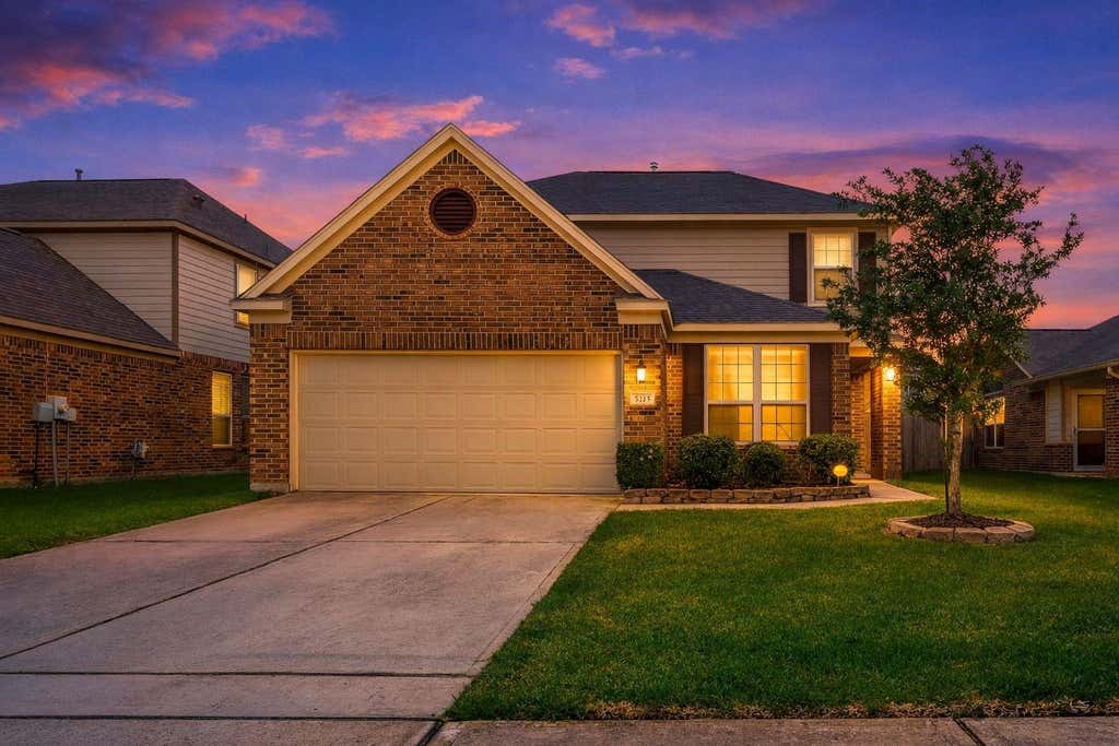 Photo of 5215 Espuela Lane, Baytown, TX 77521 (MLS # 28928162)