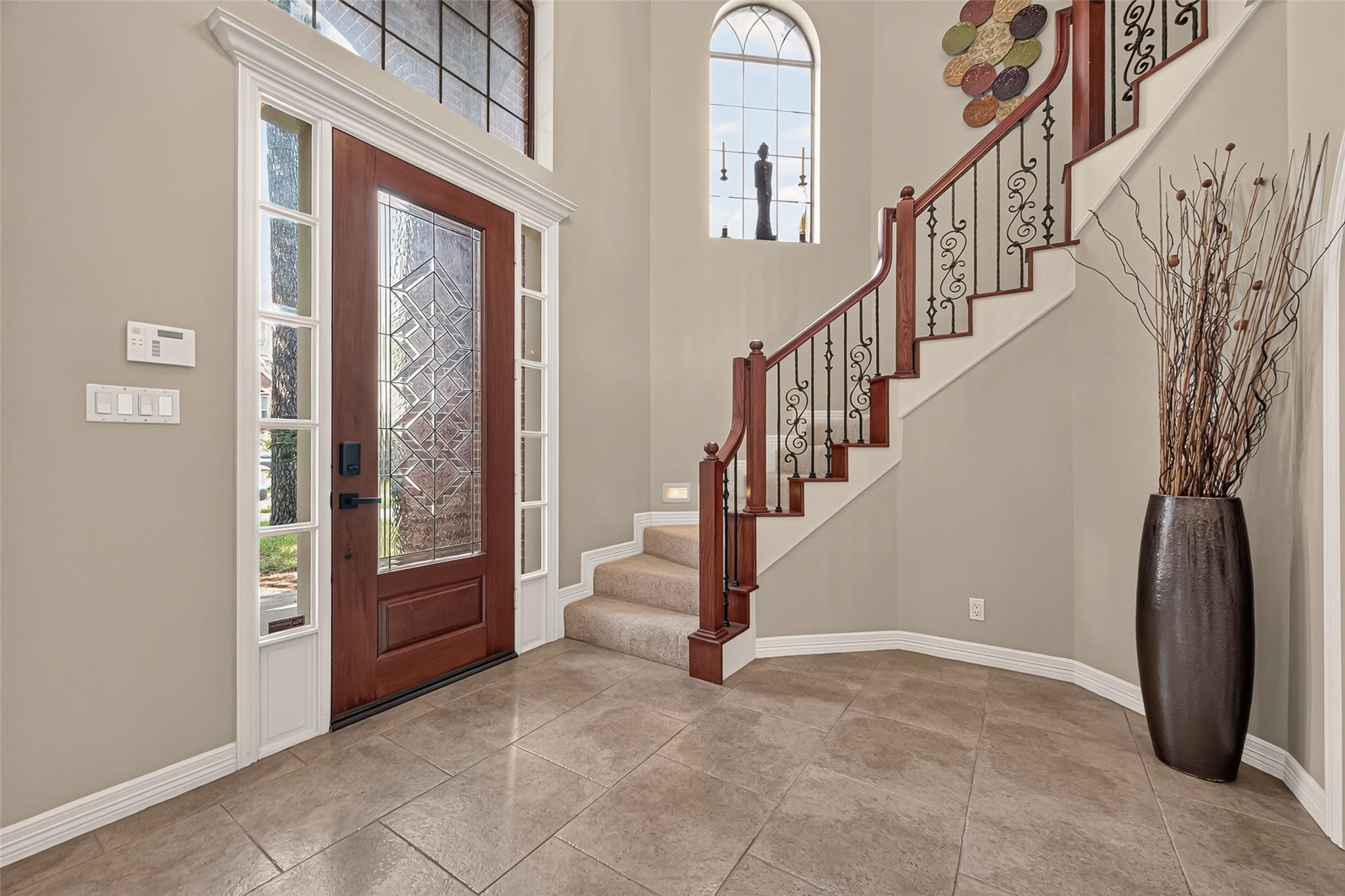 13207 Vinca Court