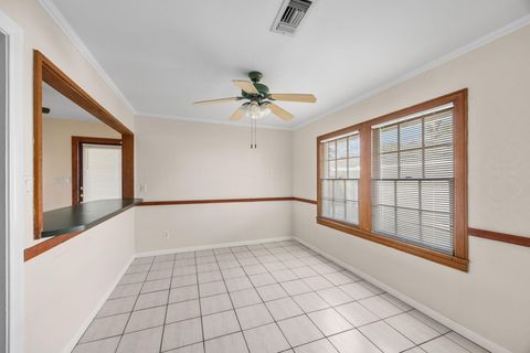 Tiny photo for 415 Woodard Street, Houston, TX 77009 (MLS # 11703045)