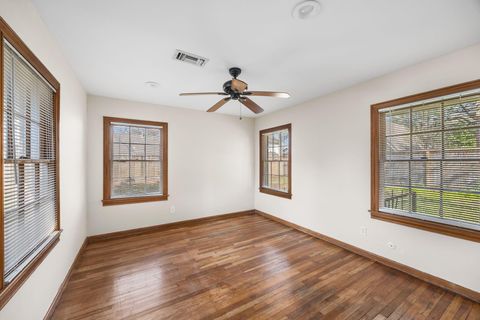 Tiny photo for 415 Woodard Street, Houston, TX 77009 (MLS # 11703045)