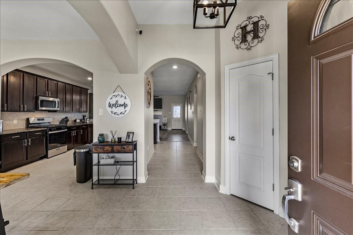 7820 Quartz Lane