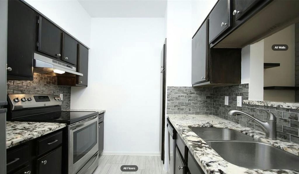 Photo of 2001 Bering Drive #6B, Houston, TX 77057 (MLS # 52058840)