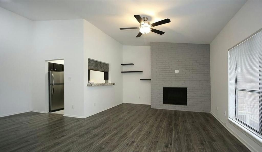 Photo of 2001 Bering Drive #6B, Houston, TX 77057 (MLS # 52058840)