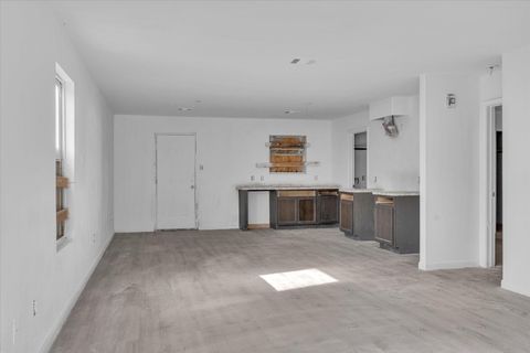 Tiny photo for 423 N Carolina Street, Houston, TX 77029 (MLS # 86465135)