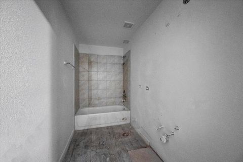 Tiny photo for 423 N Carolina Street, Houston, TX 77029 (MLS # 86465135)