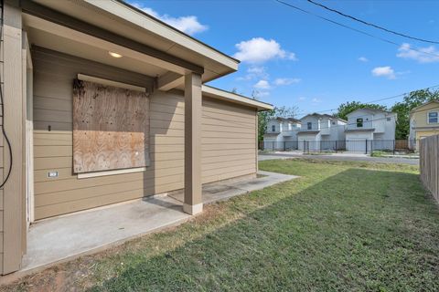 Tiny photo for 423 N Carolina Street, Houston, TX 77029 (MLS # 86465135)