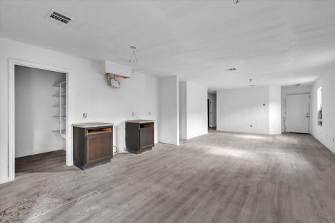 Tiny photo for 423 N Carolina Street, Houston, TX 77029 (MLS # 86465135)