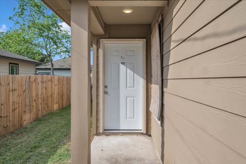 Tiny photo for 423 N Carolina Street, Houston, TX 77029 (MLS # 86465135)