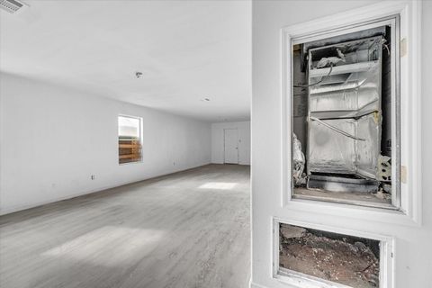 Tiny photo for 423 N Carolina Street, Houston, TX 77029 (MLS # 86465135)