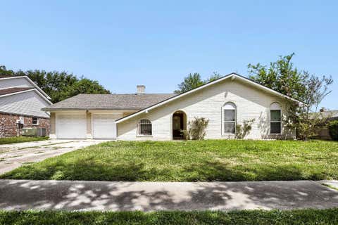 Photo of 9610 S Hanworth Drive, Houston, TX 77031 (MLS # 43483273)
