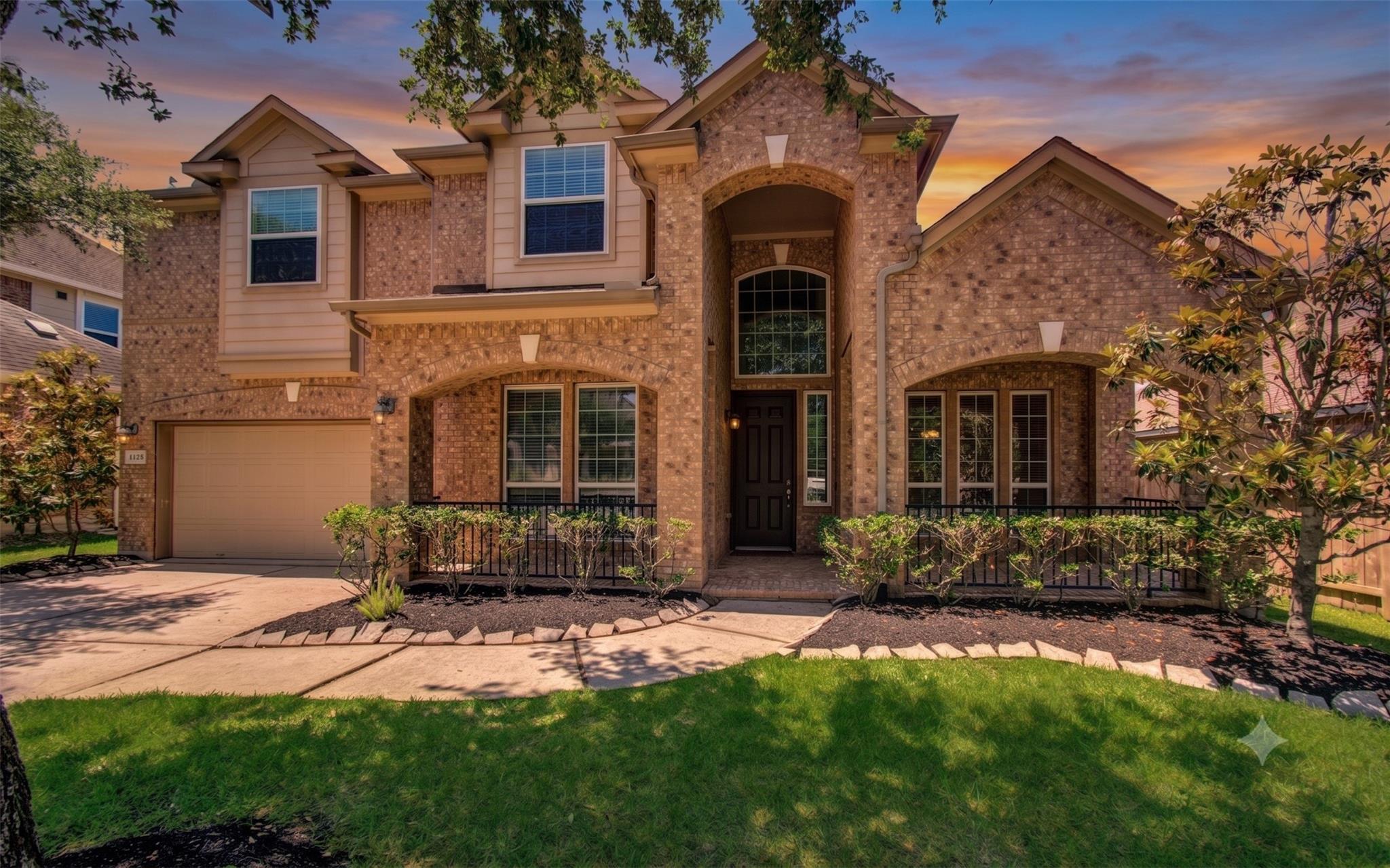 6105 Moody Pines Court