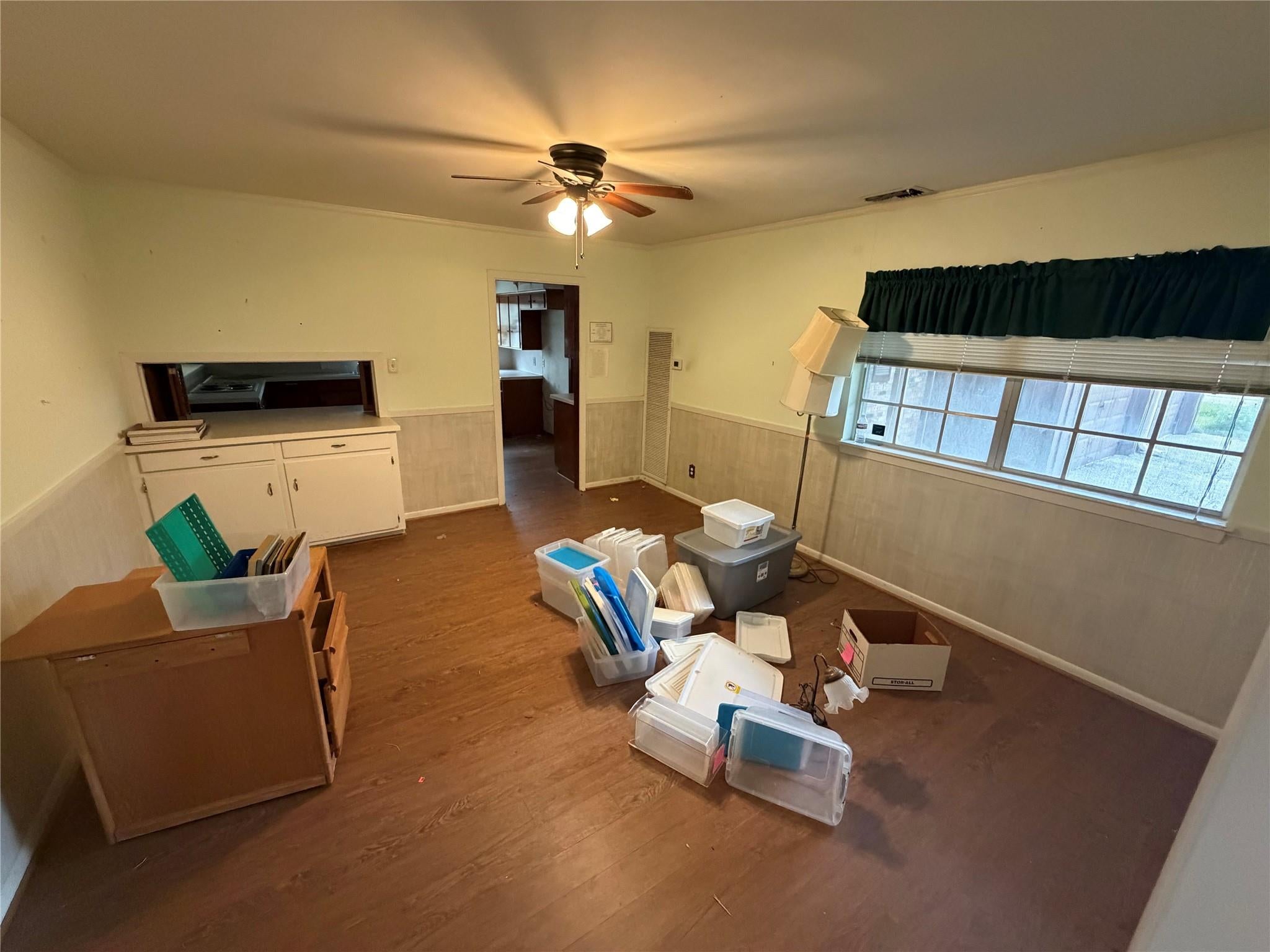 1609 Leggett Drive