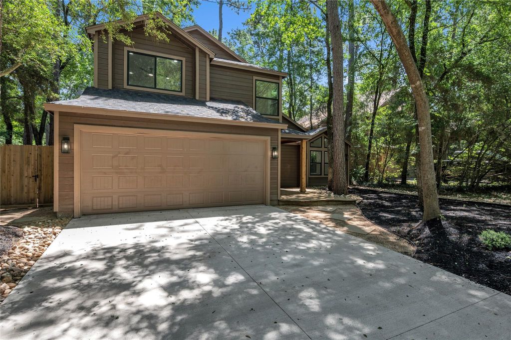 Photo of 35 Gannet Hollow Place, The Woodlands, TX 77381 (MLS # 42712681)