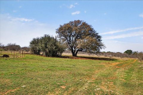 Vacant Land For Sale - 4140 N State Highway 16<br/> Graford, TX 76449