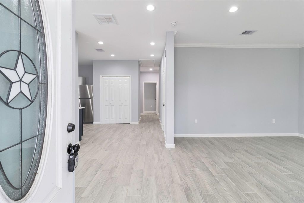 Photo of 510 Bluebonnet Drive, La Marque, TX 77568 (MLS # 16859339)