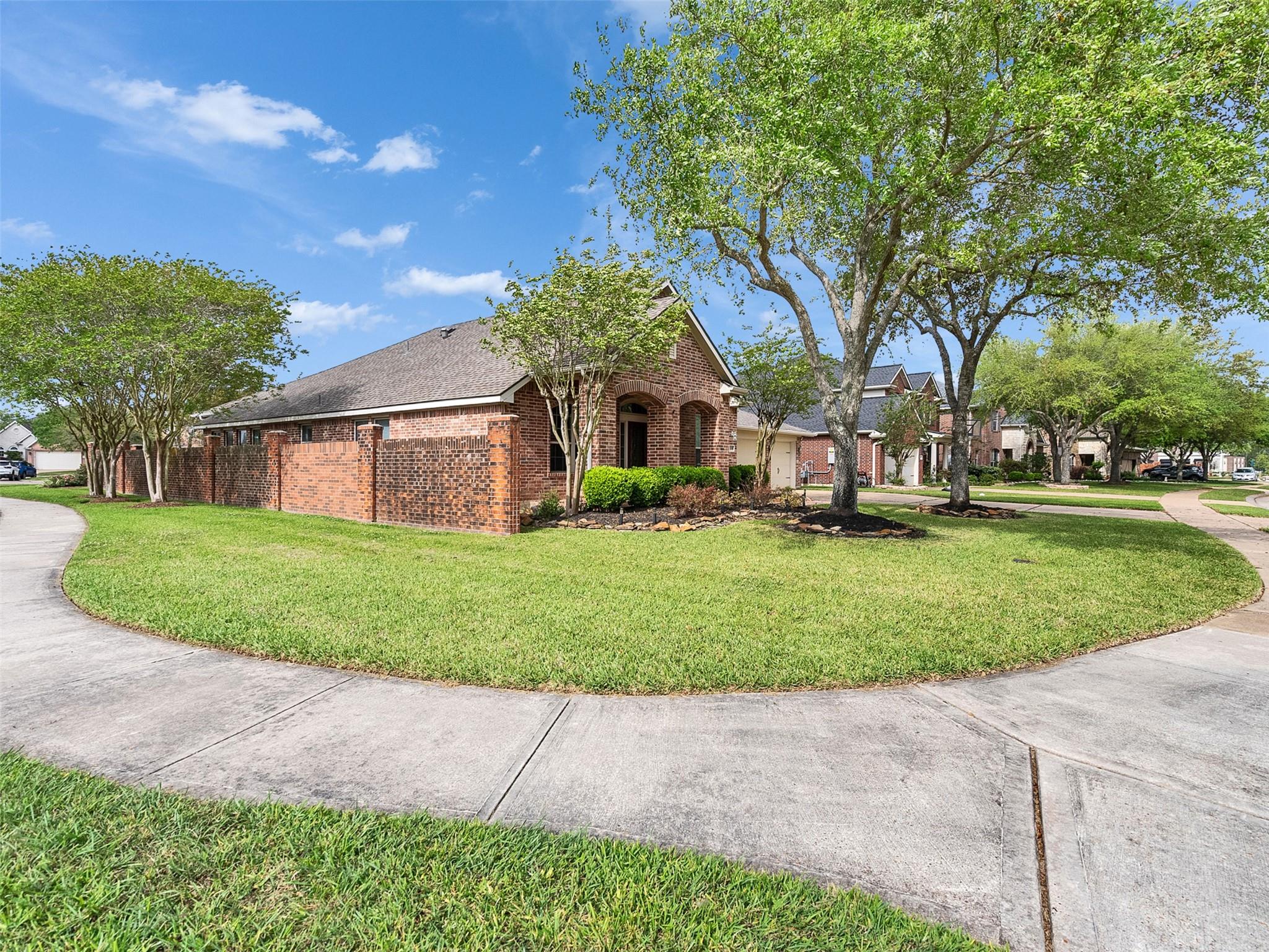 2109 Noblewood Court