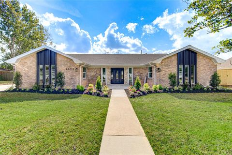 Photo of 2609 Adams Street, Alvin, TX 77511 (MLS # 9615961)