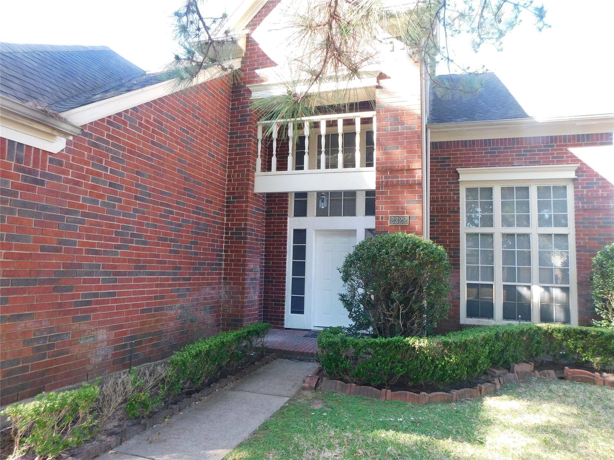 2322 Edgewood Drive