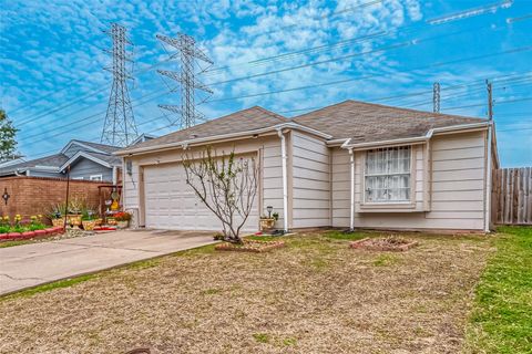 Photo of 9319 Belle Park Drive, Houston, TX 77099 (MLS # 77803714)