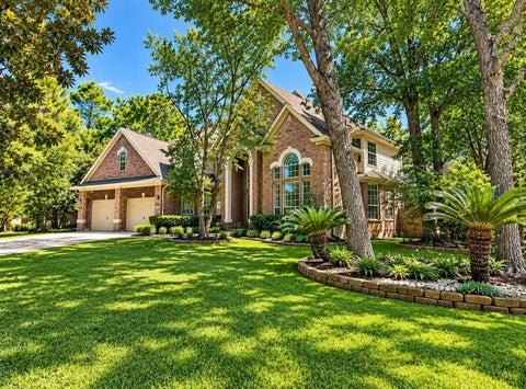 Photo of 6 Meadow Rose Place, The Woodlands, TX 77382 (MLS # 62085636)
